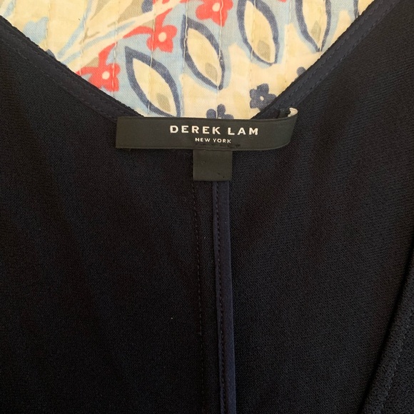 Derek Lam V-Neck Cold Shoulder Top NWOT - Picture 11 of 14